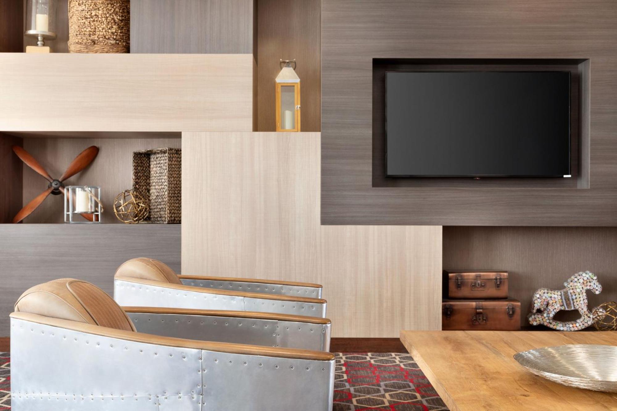 Four Points By Sheraton Fargo Medical Center Extérieur photo