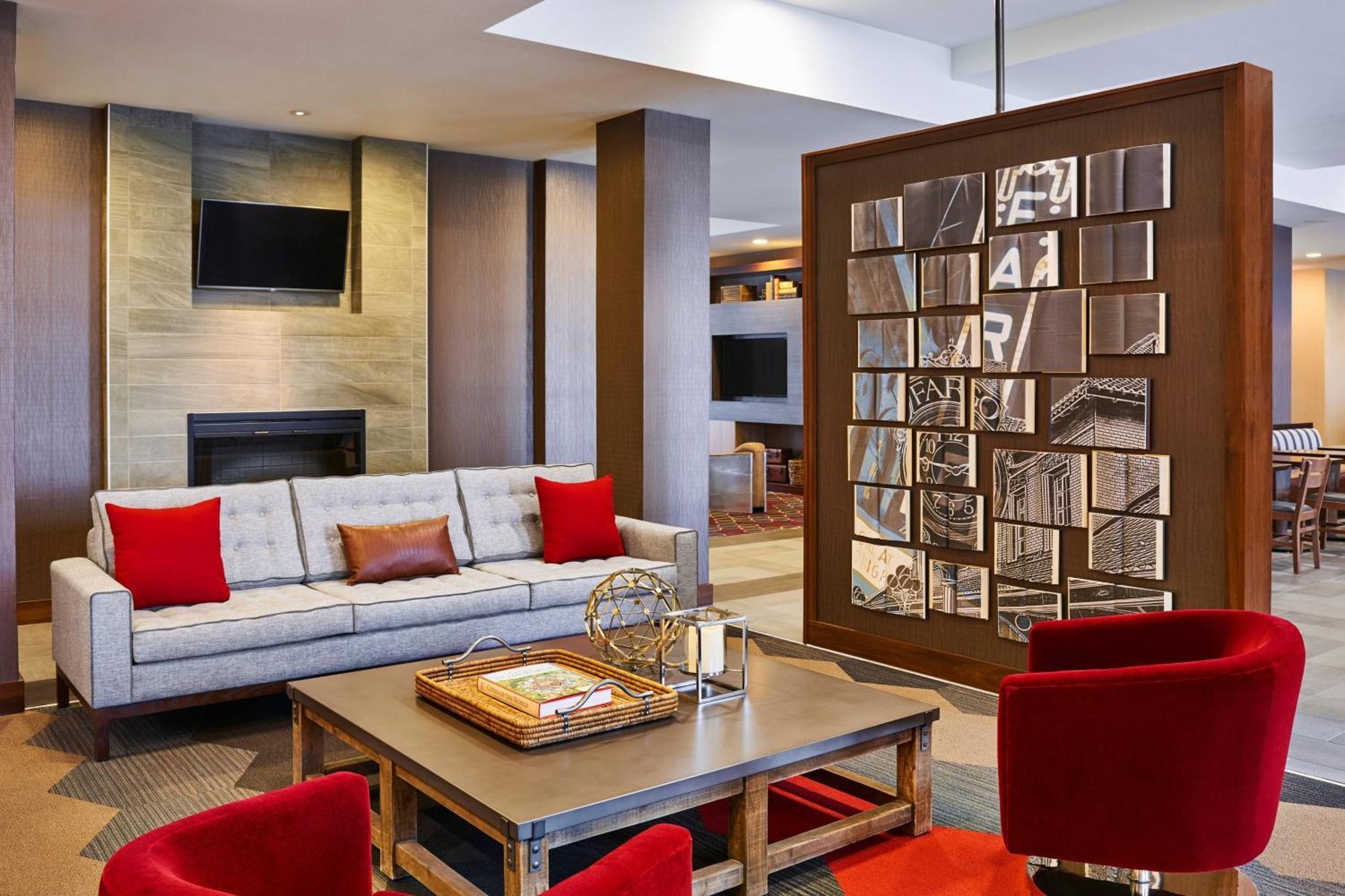 Four Points By Sheraton Fargo Medical Center Extérieur photo