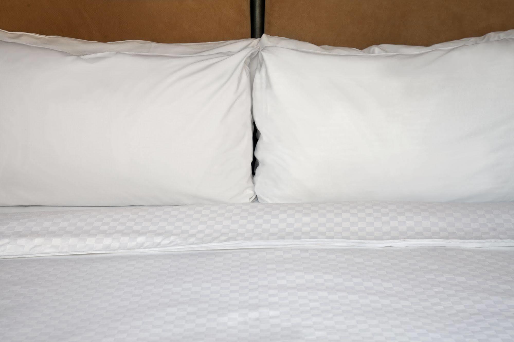 Four Points By Sheraton Fargo Medical Center Extérieur photo